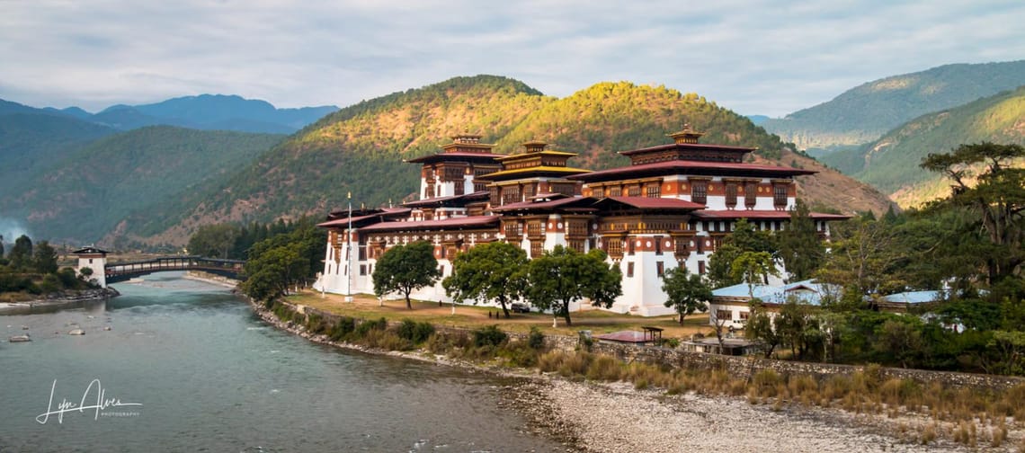 Punhaka Dzong