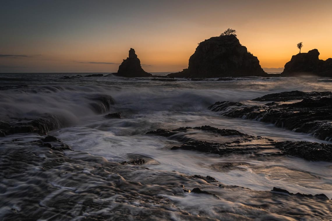 High tide at Otarawairere