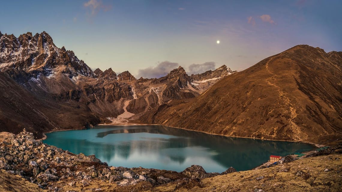 Moon over Gokyo