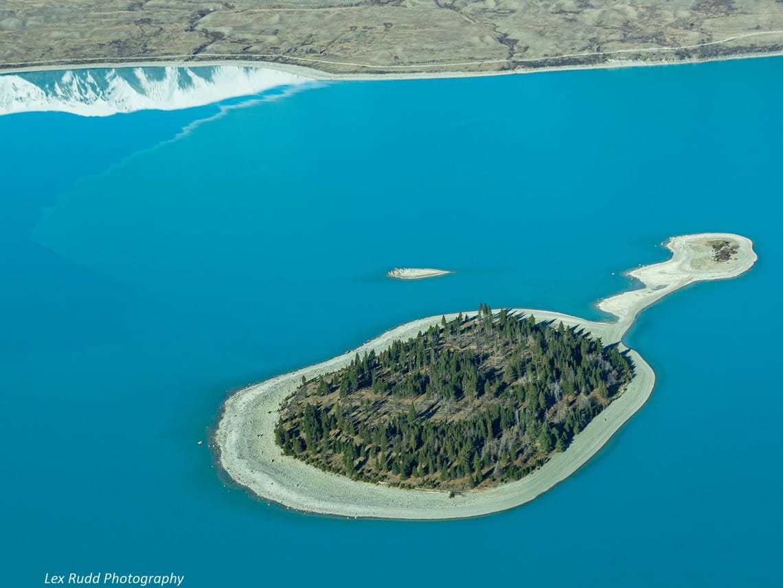 A flight over Lake Tekapo