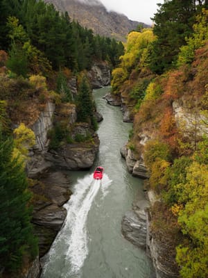 Shotover Jet on Shotover River