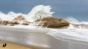 Cyclone waves