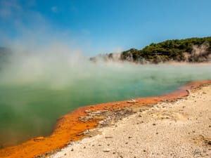 Champagne Pool